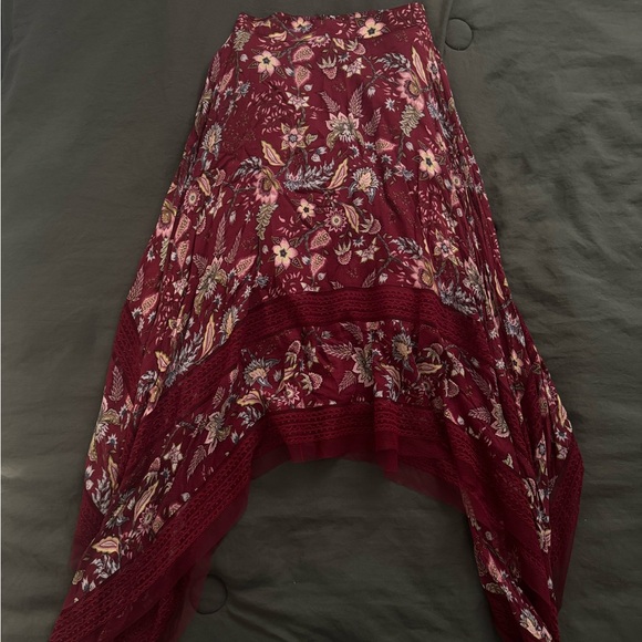 BCBGMaxAzria Floral Print Handkerchief Midi Skirt - Picture 3 of 7